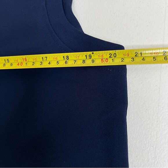 Peter Nygard Navy Blue Tank Shell Boatneck Sleeveless Top Women Size Medium - Picture 8 of 11